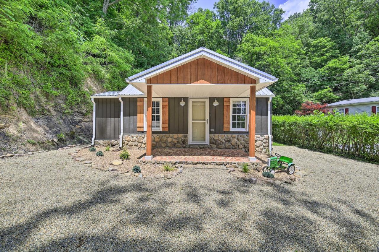 Updated Bristol Retreat About 2 Miles To Downtown! Extérieur photo